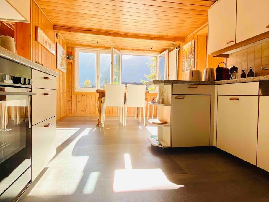 Cozy Apartment In Vintage House In Kandersteg Ngoại thất bức ảnh
