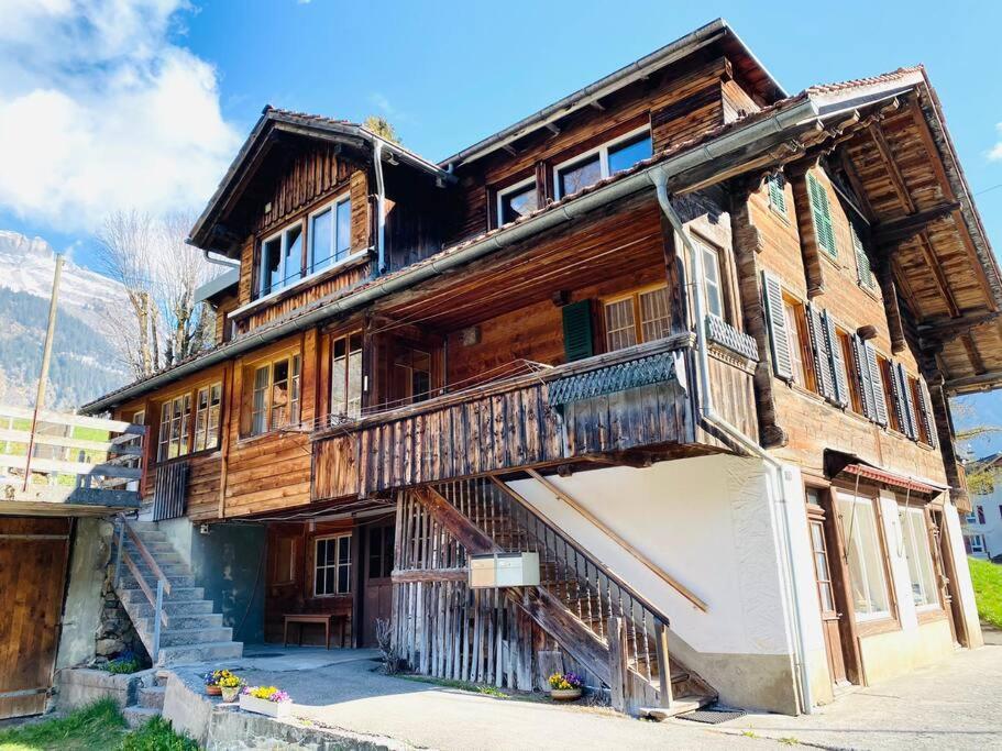 Cozy Apartment In Vintage House In Kandersteg Ngoại thất bức ảnh