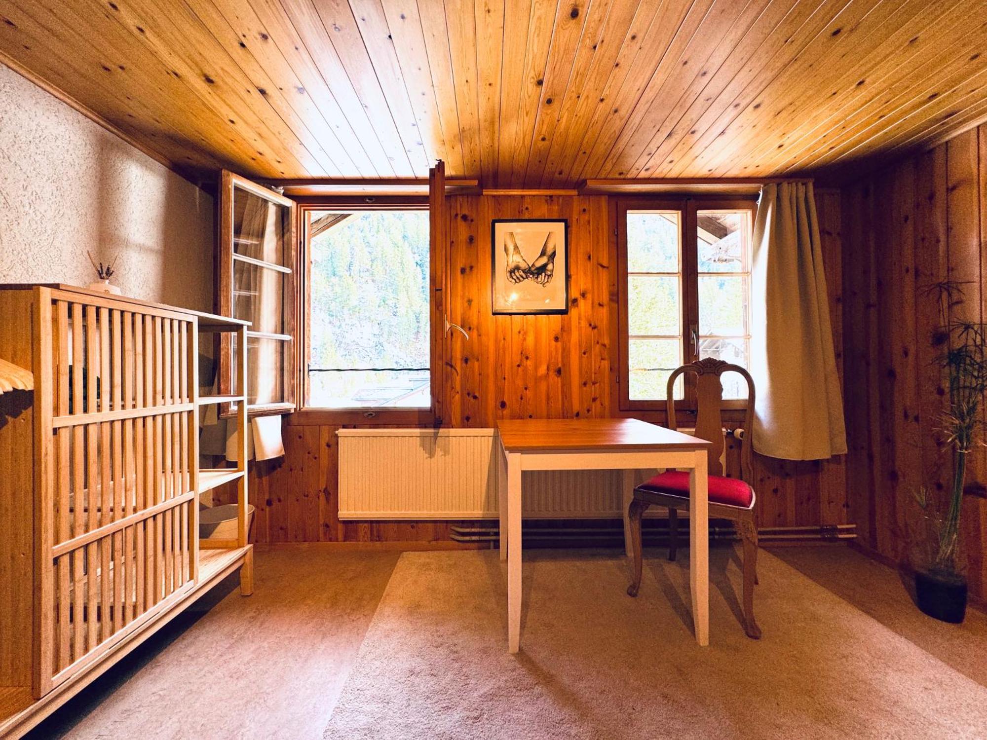 Cozy Apartment In Vintage House In Kandersteg Ngoại thất bức ảnh
